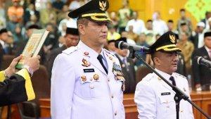 Gubernur-Aceh-Muzakir-Manaf-melantik-Bupati-Aceh-Tamiang-Armia-Pahmi-dan-Ismail.jpg