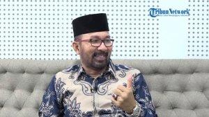 Guru-Besar-Ilmu-Filsafat-Islam-FUF-UIN-Ar-Raniry-Prof-Syamsul-Rijal.jpg