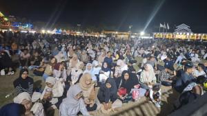HUT-Ke-26-Bireuen-meriah_dipadati-warga.jpg