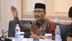 Haji-Uma-DPD-RI-apresiasi-Kapolda-Aceh-tindak-perambahan-hutan-di-bireuen.jpg