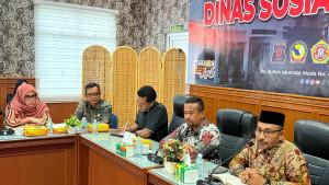 Haji-Uma-Kunjungi-dinas-sosial-aceh-_06112025.jpg
