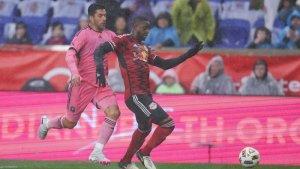 Inter-Miami-menelan-kekalahan-keduanya-di-MLS-2024-setelah-dibantai-0-4-oleh-New-York-Red-Bulls.jpg
