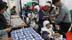 Jamaah-Kloter-9-Aceh-Tiba-di-Arab-Saudi.jpg