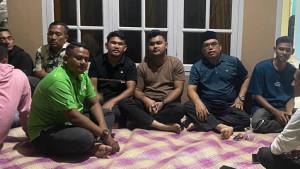 Joni-Kapluk-ke-rumah-duka-Syukur.jpg