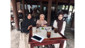 Juliana-dan-Muntazah.jpg