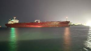 Kapal-MT-Dubai-Diamond-yang-mengangkut-kondensat-dari-Arun-Lhokseumawe.jpg