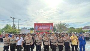 Kapolres-Lhokseumawe-dan-perwira-lainnya-foto-bersama-dengan-tim-Anti-Premanisme.jpg