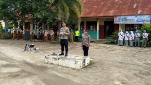 Kapolres-pembina-upacara-di-SMAN-1-Gunung-Meriah.jpg