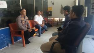 Kapolsek-Darul-Makmur-koordinasi-dengan-PLN-dan-Damkar.jpg