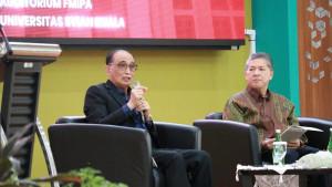 Ketua-Mahkamah-Agung-Republik-Indonesia-MA-RI-mengisi-kuliah-umum-di-USK.jpg
