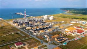 Kilang-Migas-Sakhalin-Energy-Rusia.jpg