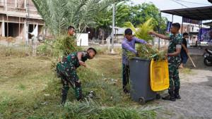 Kodam-IM-sampoh-meunasah-di-Gampong-Lampaseh.jpg
