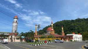 Masjid-Agung-Istiqamah-Aceh-Selatan.jpg