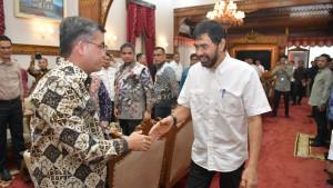 Menteri-73ue3u.jpg