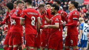 Mohamed-Salah-dan-Alexis-Mac-Allister-merayakan-gol-ke-gawang-Brighton.jpg