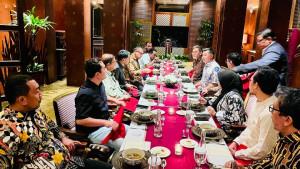 Mualem-bahas-Blok-Andaman-dengan-Mubadala-Energy.jpg