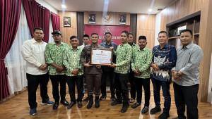 Munawal-Hadi-Bapak-Anti-Korupsi.jpg