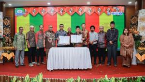 Nota-Kesepahaman-Bupati-Safar-dan-Swadaya.jpg