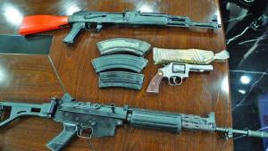 Pangdam-lM-Terima-3-Pucuk-Senjata-Sisa-Konflik-Aceh.jpg