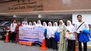 Para-mahasiswa-UBBG-Banda-Aceh-bersama-dosen-pendamping-l.jpg