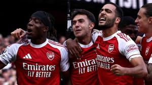 Para-pemain-Arsenal-merayakan-gol-Martin-Zubimendi-ke-gawang-Nottingham-Forest.jpg