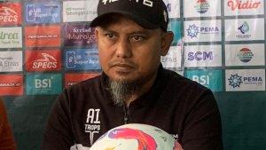 Pelatih-Persiraja-Banda-Aceh-Akhyar-Ilyas.jpg