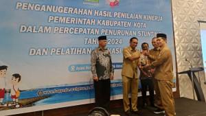 Pemkab-Bireuen-peringkat-2-dalam-percepatan-penurunanstunting-2024.jpg