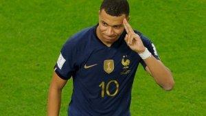 Penyerang-timnas-Perancis-Kylian-Mbappe-merayakan-golnya-Piala-Dunia-2022-kontra-Polandia.jpg