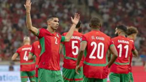 Pesepak-bola-timnas-Maroko-Achraf-Hakimi-melakukan-selebrasi-bersama-rekan.jpg