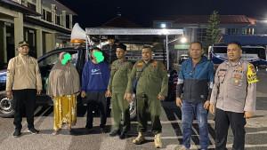 Petugas-WH-saat-menjemput-terduga-pasangan-khalwat.jpg