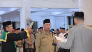 Plt-Camat-Lueng-Bata-Banda-Aceh-M-Kharisma-melantik-Nazaruddin-sebagai-Imum-Mukim-Lueng-Bata.jpg