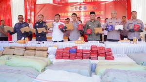 Polda-Aceh-Bongkar-Peredaran-13-Ton-Ganja-805-Kg-Sabu-dan-1-Kg-Kokain.jpg