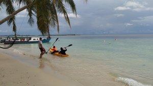 Pulau-Panjang-salah-satu-destinasi-wisata-favorit-di-Pulau-Banyak-Kabupaten-Aceh-Singkil.jpg