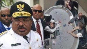 Rekaman-CCTV-memperlihatkan-sosok-diduga-Gubernur-Papua-Lukas-Enembe-berjudi.jpg
