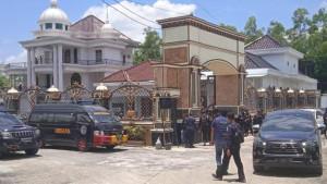 Rumah-mewah-bandar-narkoba-di-Bangkalan-Jatim.jpg