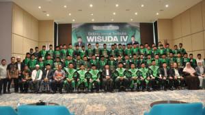 STIS-Nahdlatul-Ulama-Aceh-Kukuhkan-95-Wisudawan-pada-Angkatan-ke-IV-Ini-Pesan-Abu-Faisal-Ali.jpg
