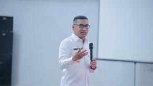Safaruddin-Abdya-Baju-Putih.jpg