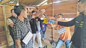 Satreskrim-Gelar-Reka-Ulang-Kasus-Ayah-Bacok-Anak.jpg