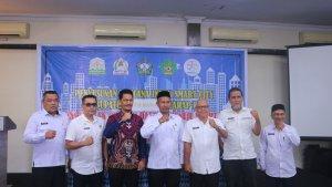 Sekda-Aceh-Barat-foto-bersama-pada-kegiatan-FGD.jpg