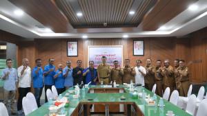 Sekda-M-Nasir-terima-audiensi-PWI-Aceh.jpg