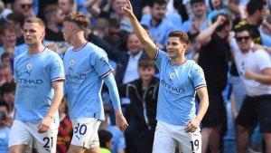 Striker-Manchester-City-Julian-Alvarez-merayakan-gol-melawan-Chelsea.jpg