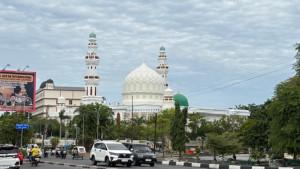 Suasana-Masjid-Oman-Banda-Acah.jpg