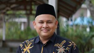 Teuku-Muttaqin-Mansur-HUtan-Adat.jpg