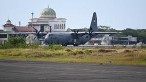 Tiga-Hercules-Mendarat-di-Aceh-Misi-Kemanusiaan-Palestina-Tuntas.jpg