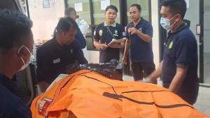 Tim-DVI-menerima-kantong-jenazah-korban-Ponpes-Al-Khoziny-Sidoarjo-Senin-6102025.jpg