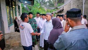 Usai-Shalat-Subuh-Berjamaah_Bupati-Abdya-Safaruddin-Tinjau-Tiga-Rumah-Tak-Layak-Huni.jpg