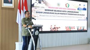 Wali-Kota-Lhokseumawe-Dr-Sayuti-Abubakar-menutup-seminar-sejarah_hari-jadi-lhokseumawe.jpg