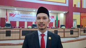 Zulfahmi-resmi-jadi-Anggota-DPRK-Atim.jpg