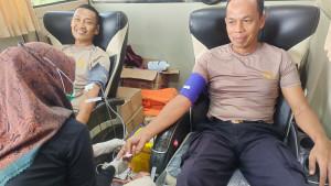 darah-21-kantong-22102025.jpg