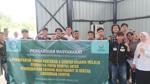 dosen-FP-Unimal-mengajari-warga-mengubah-sampah-organik-menjadi-pupuk-kompos.jpg